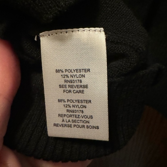 NWT T Tahari Sweater - size 1x - Picture 3 of 7